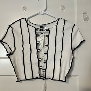 Brand new cropped top from H&M. Perfect for going out!